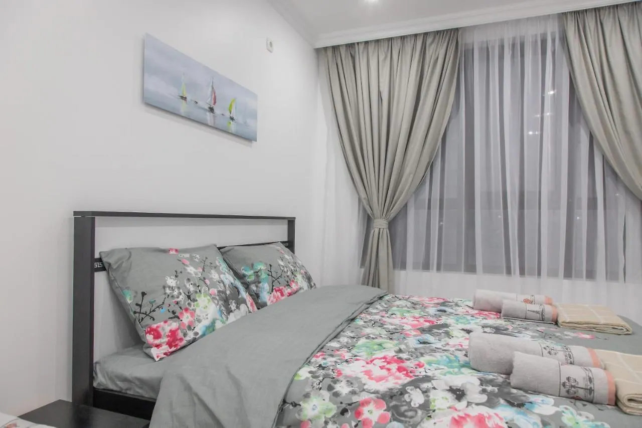 Vip Luxury Apartment 부르가스 0*,