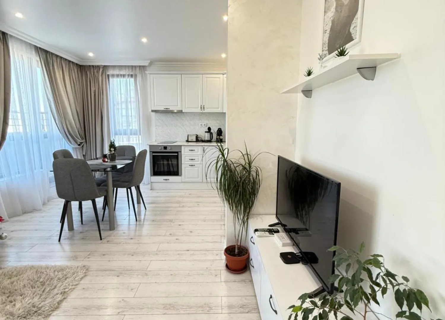 Vip Luxury Apartment 부르가스